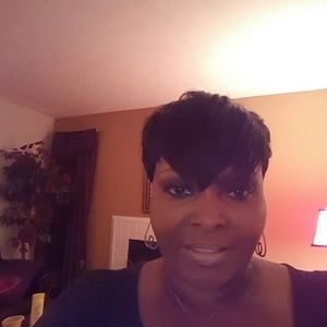 Meet your Posher, Lissa